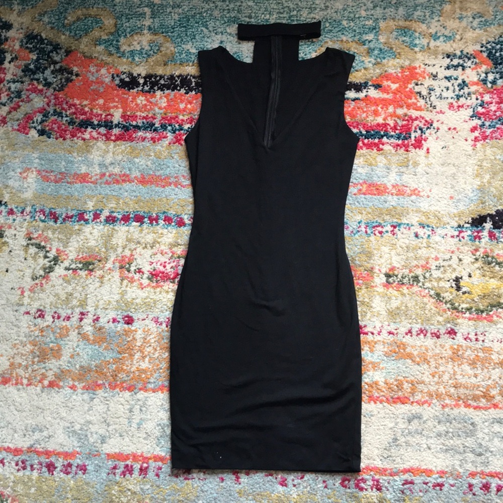 LBD with choker detail